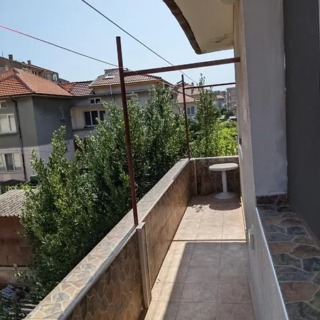 Дом Манолови Apartmán Pomorie